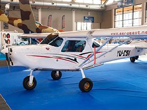 photos/small/61293cea1.jpg